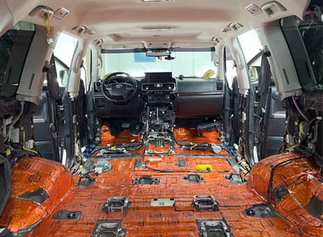 Toyota Land Cruiser 200